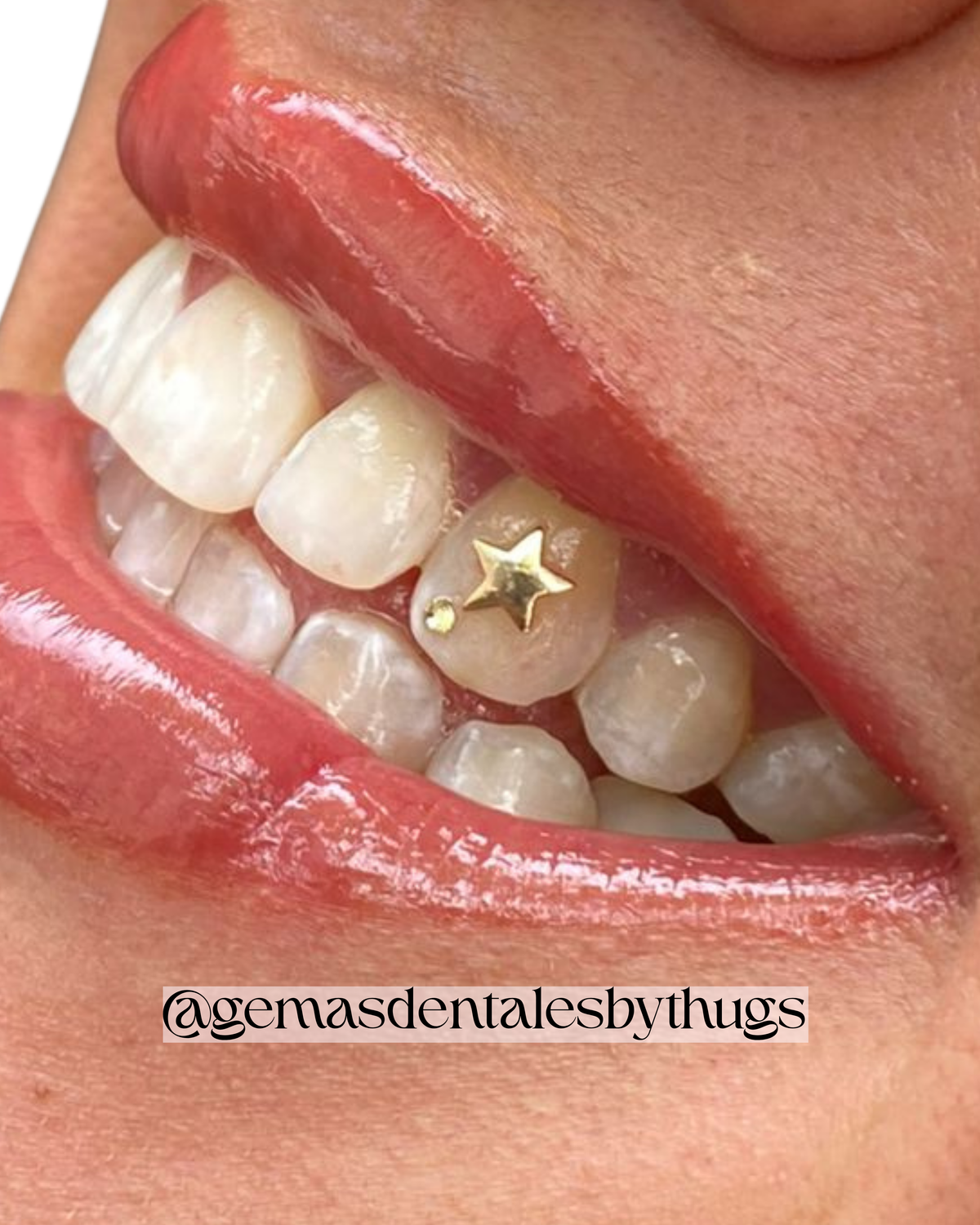 Estrella Oro Macizo 18K