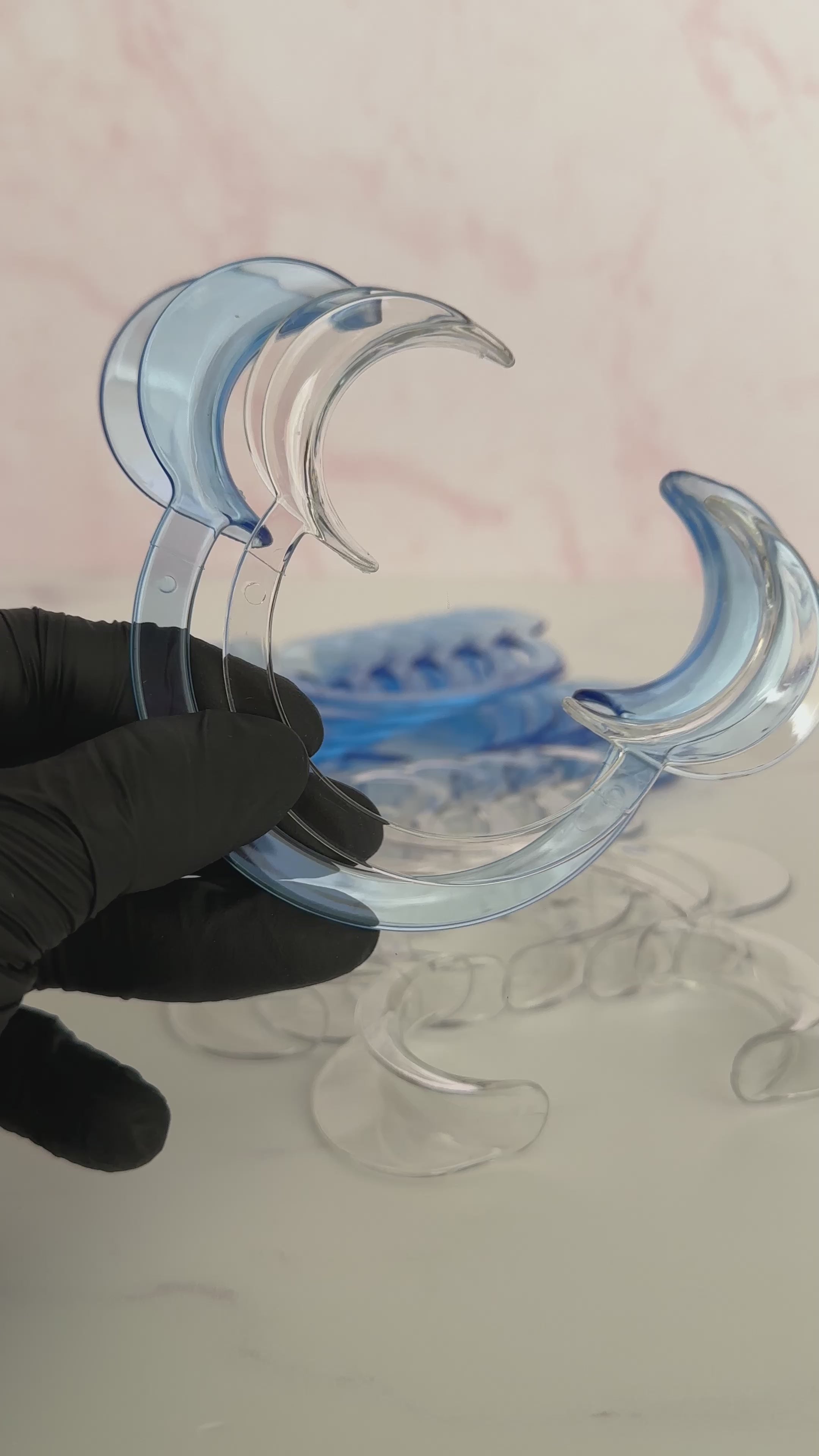 Retractores Dentales Desechables