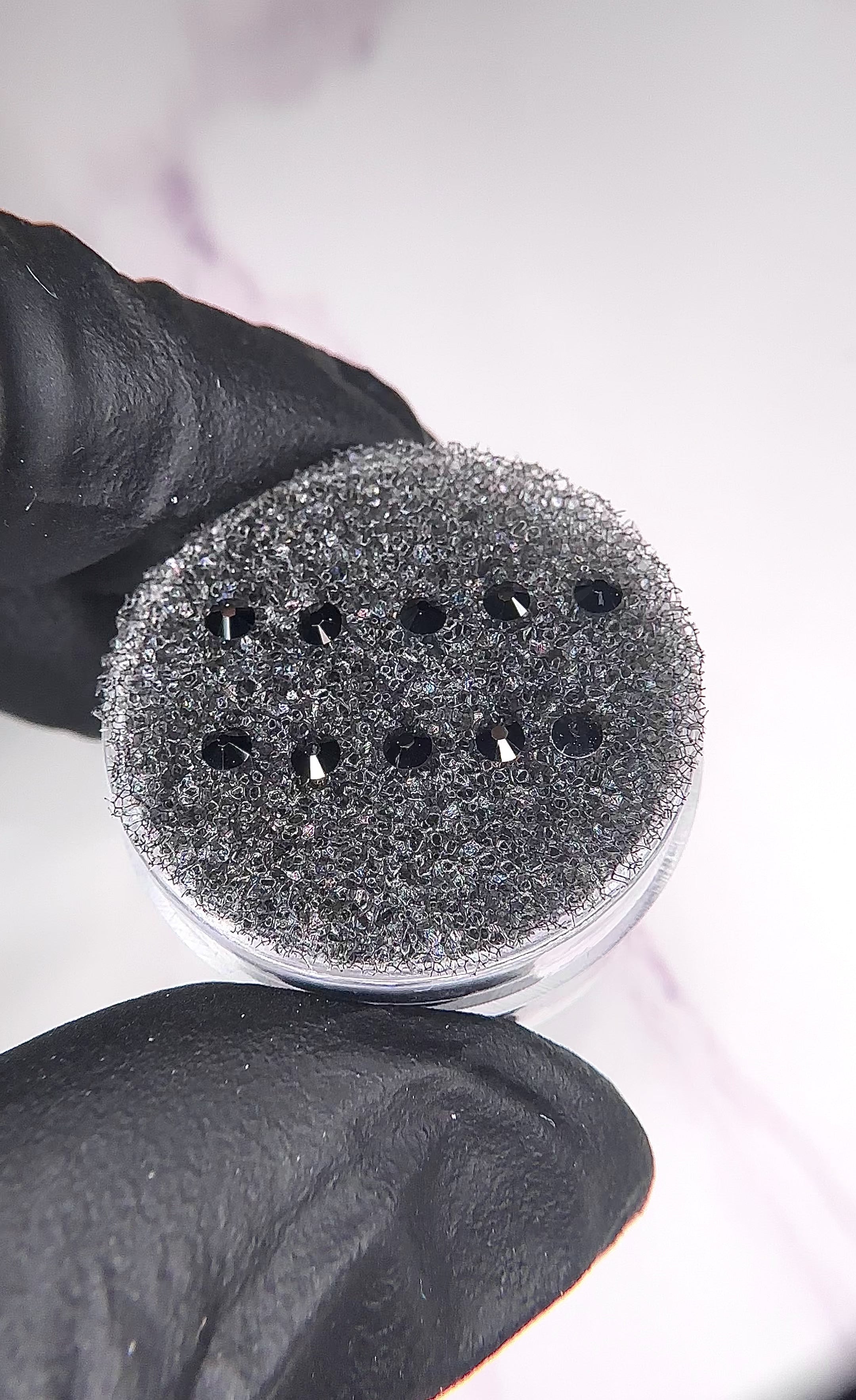 Swarovski redondo Color Negro Azabache